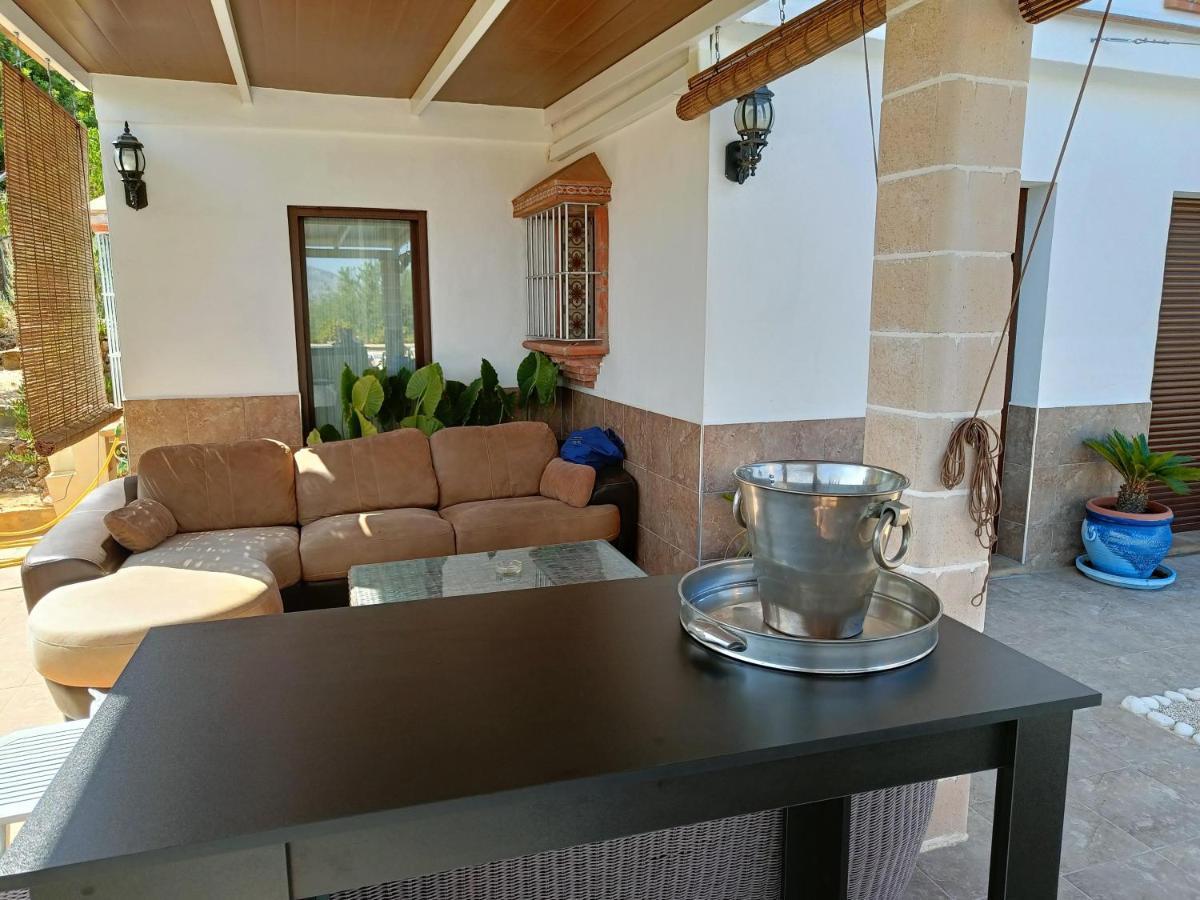 Casa Oasis Lägenhet Alora Exteriör bild
